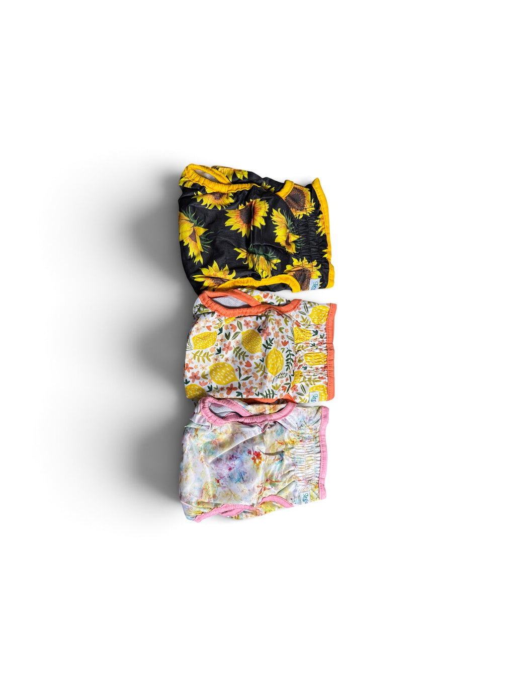 Leekalos 3-Pack Dog Diaper size medium - see photo for sizing